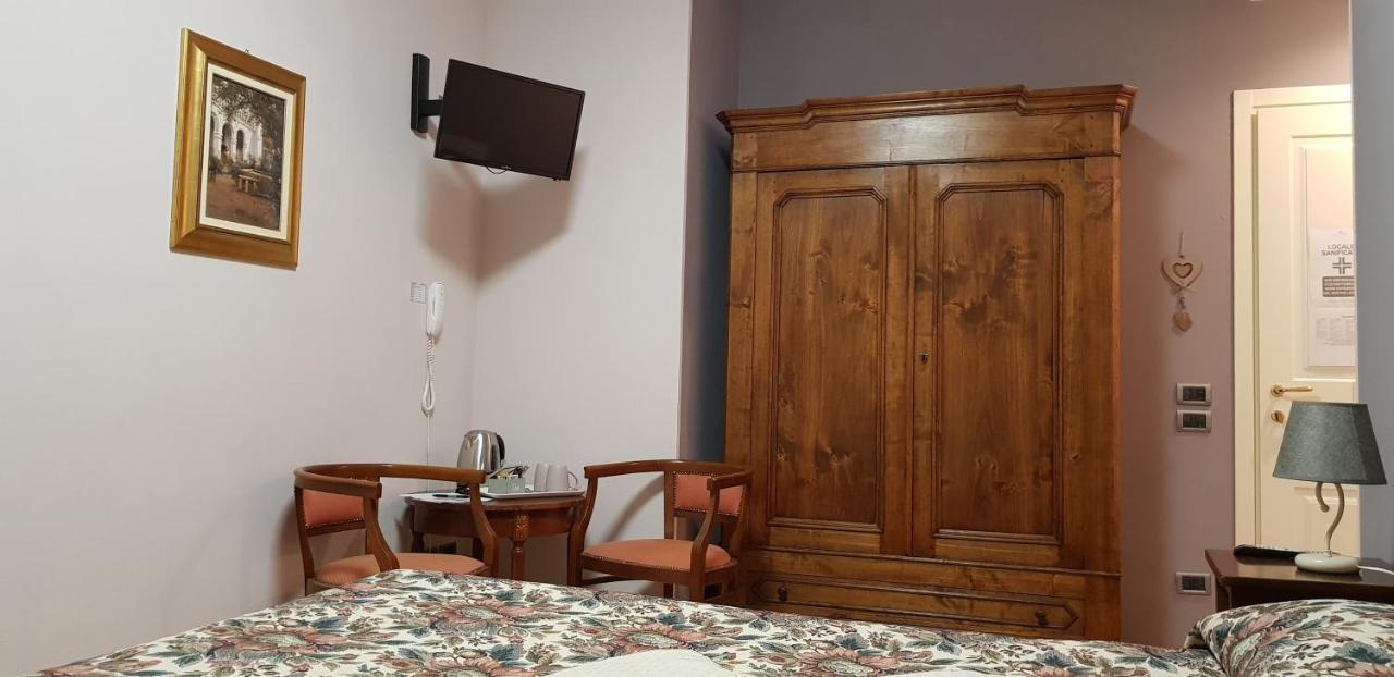 La Regibussa - Hotel Ristorante Asti Eksteriør billede