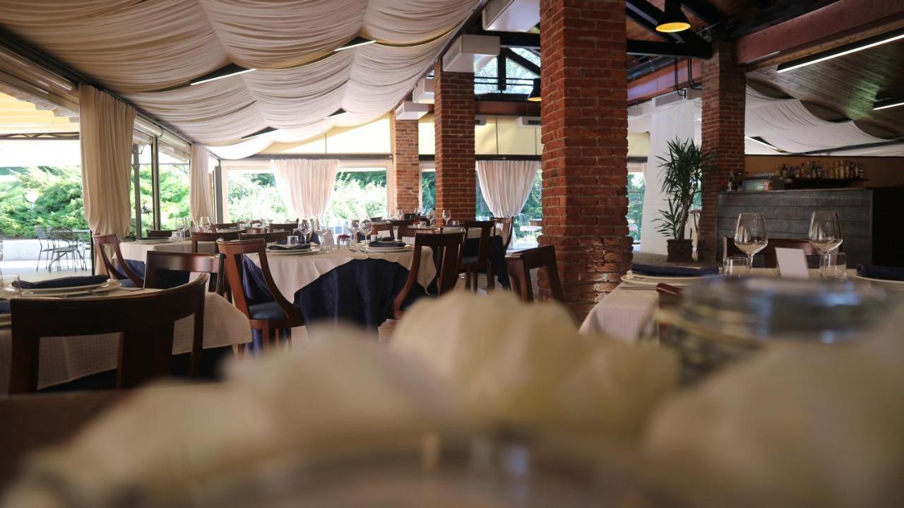 La Regibussa - Hotel Ristorante Asti Eksteriør billede