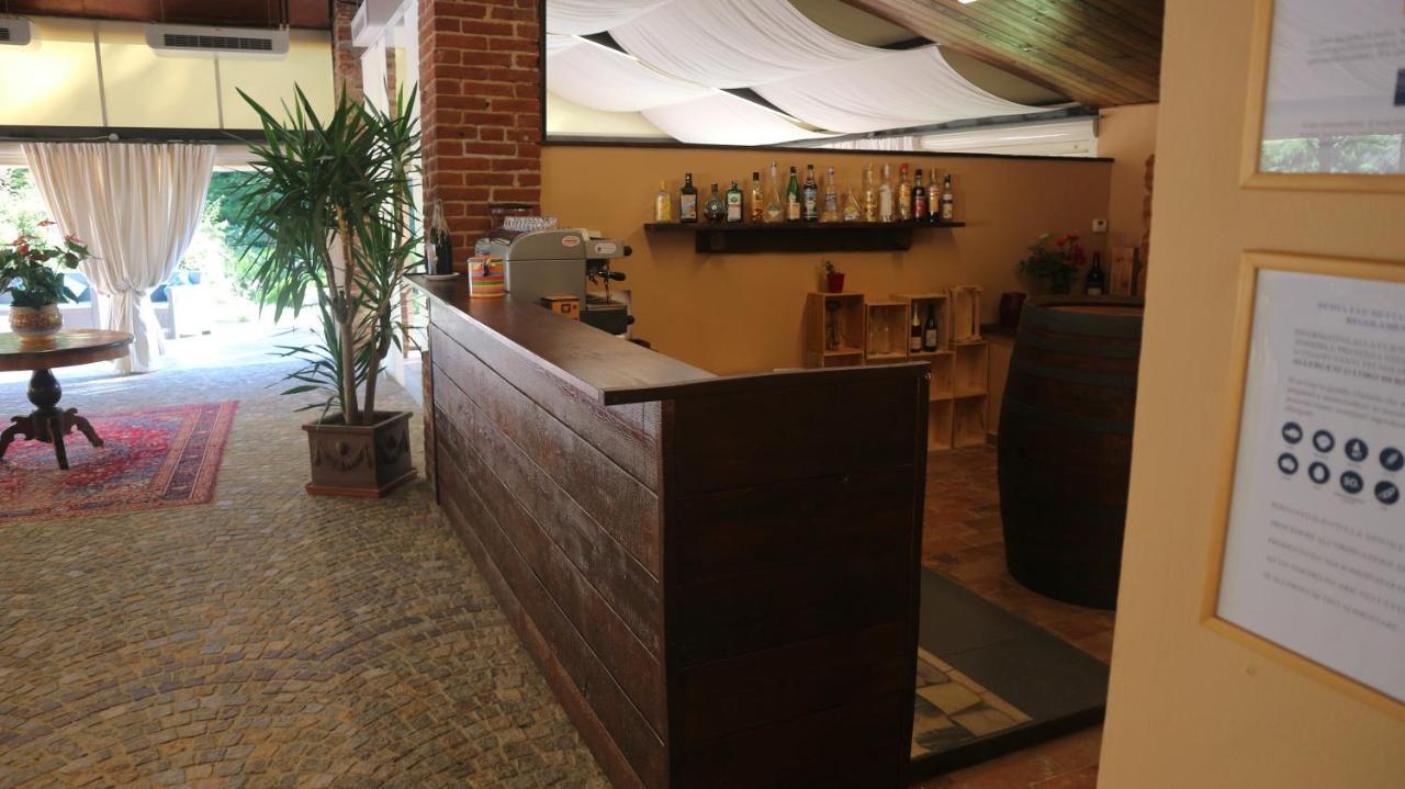 La Regibussa - Hotel Ristorante Asti Eksteriør billede